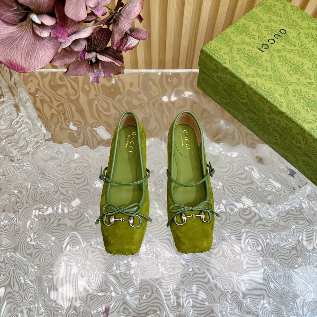 GUCCI BALLET FLAT IN OLIVE GREEN SUEDE WITH SILVER HARDWARE