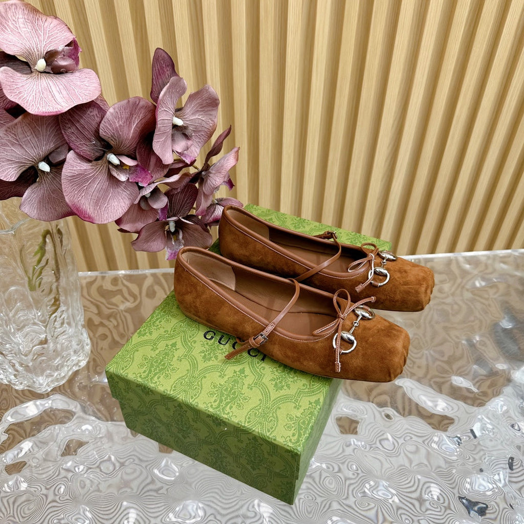 GUCCI BALLET FLAT IN BRONZE BROWN SUEDE WITH SILVER HARDWARE