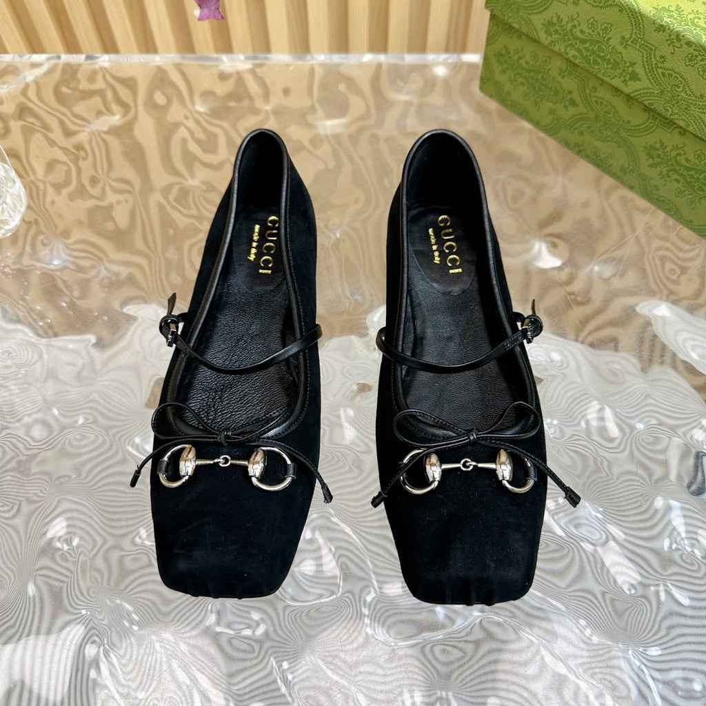 GUCCI BALLET FLAT IN BLACK SUEDE WITH SILVER HARDWARE