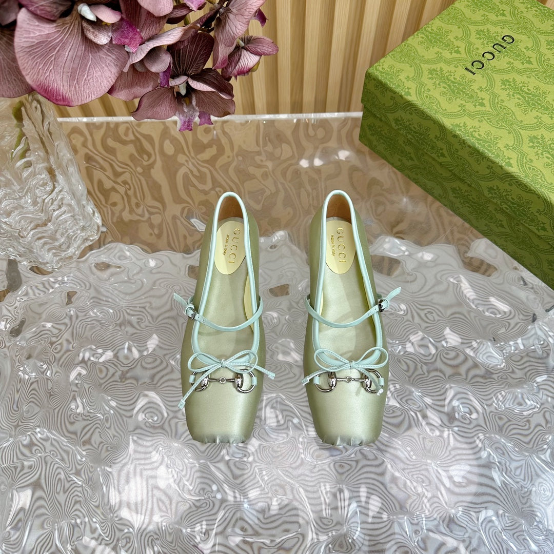 GUCCI BALLET FLAT IN JADE GREEN SILK WITH SILVER HARDWARE