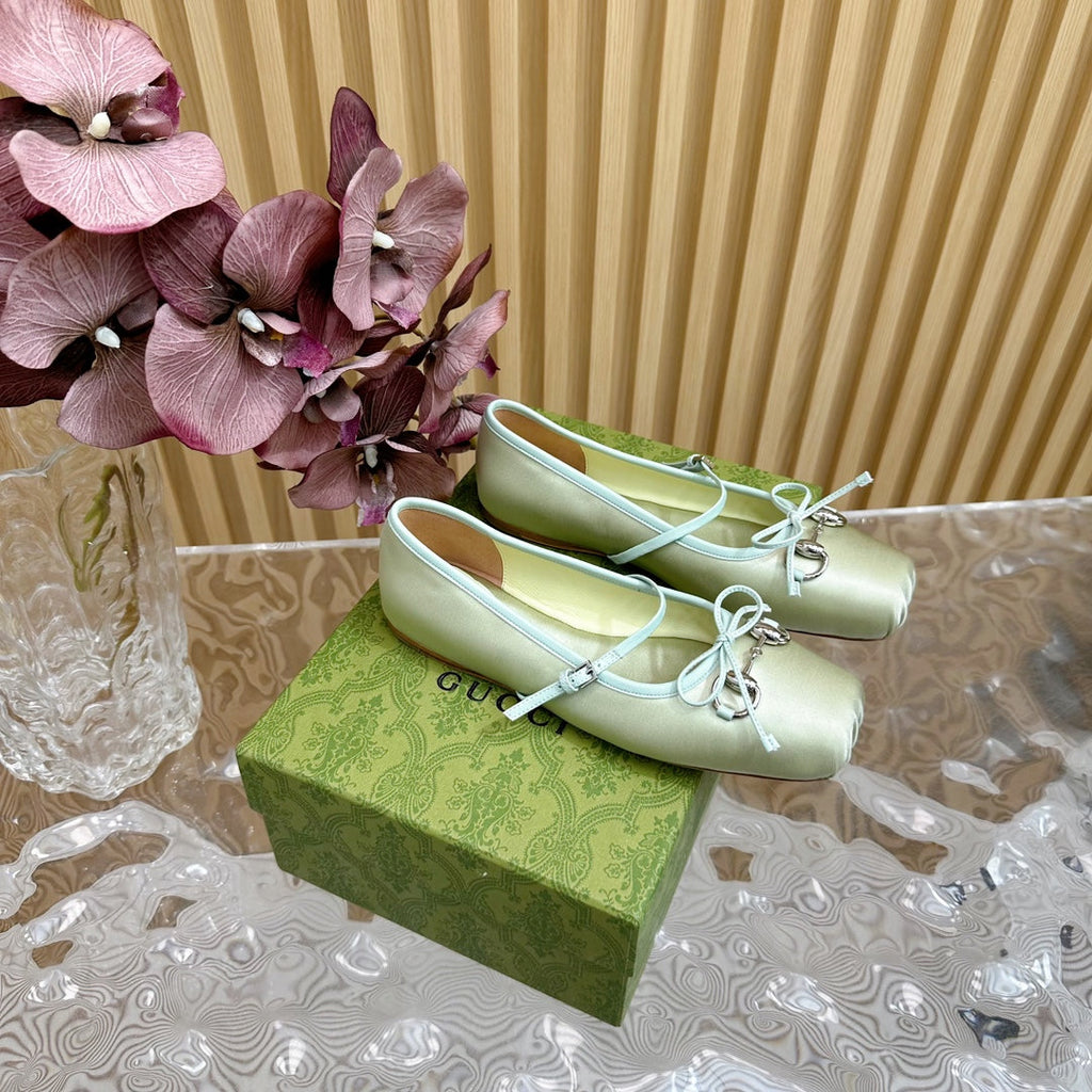 GUCCI BALLET FLAT IN JADE GREEN SILK WITH SILVER HARDWARE