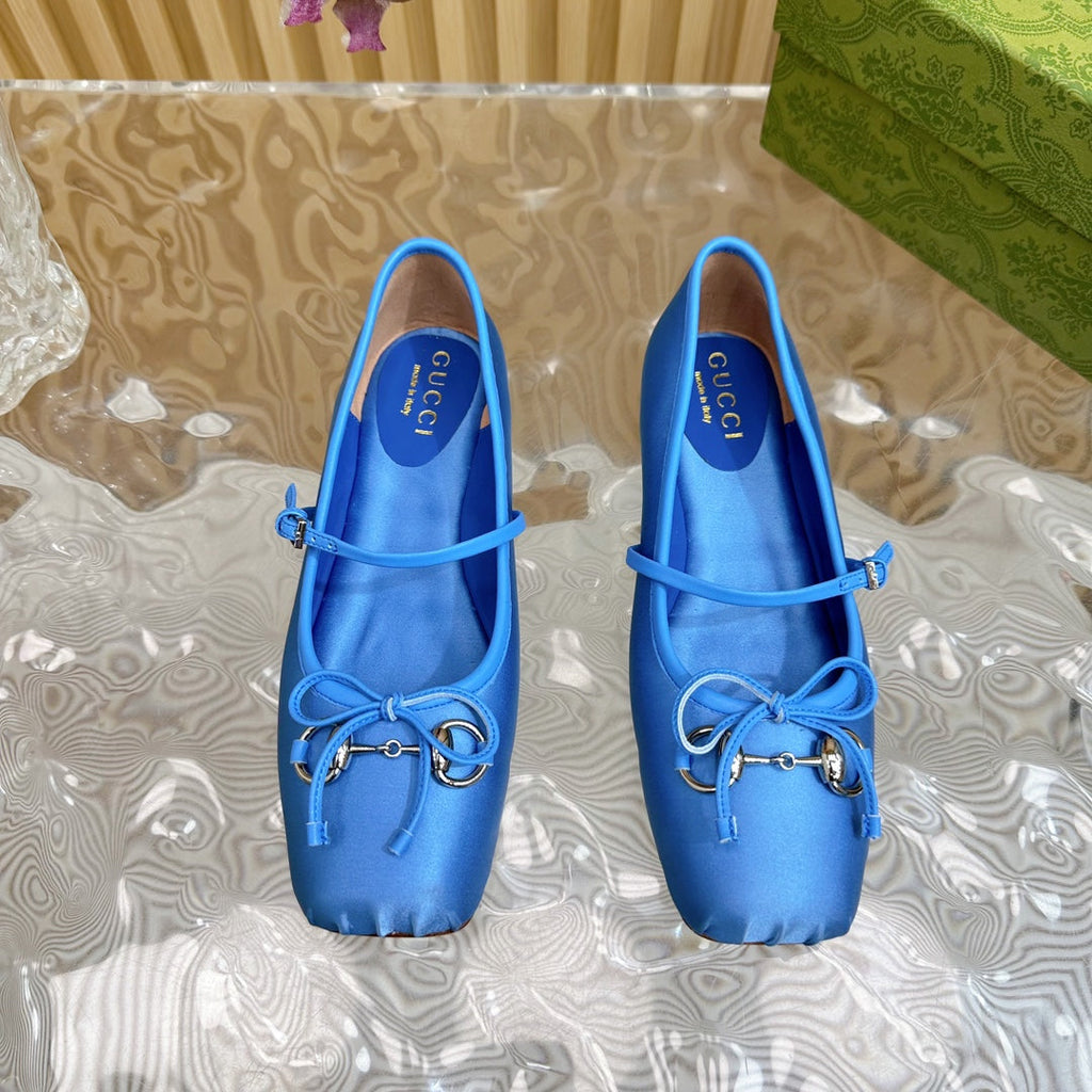 GUCCI BALLET FLAT IN COBALT BLUE SILK WITH SILVER HARDWARE