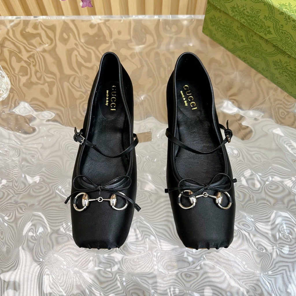 GUCCI BALLET FLAT IN BLACK SILK WITH SILVER HARDWARE