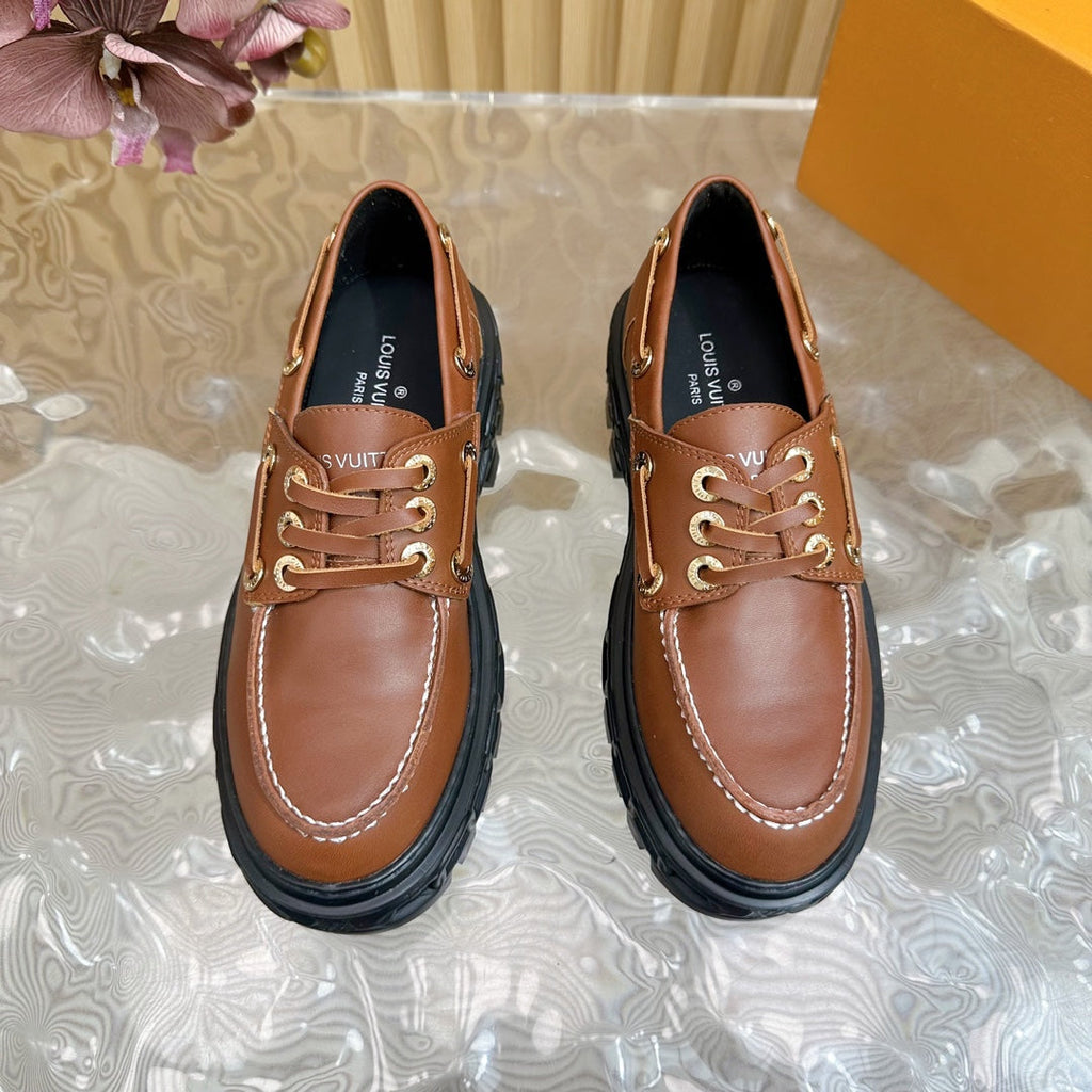 LOUIS VUITTON LV RECORD BOAT SHOE IN BRONZE BROWN GLOSSY CALFSKIN