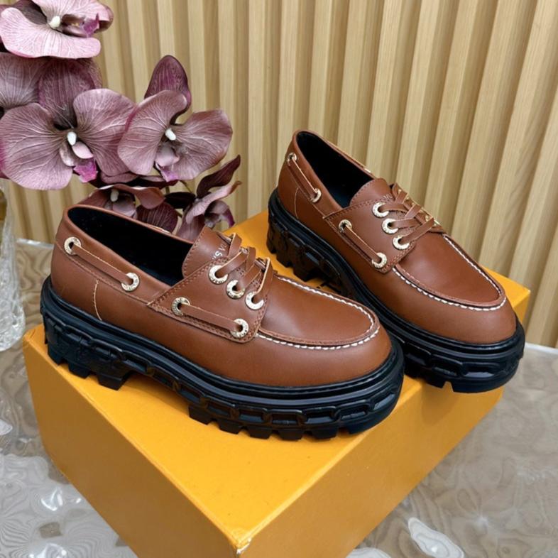 LOUIS VUITTON LV RECORD BOAT SHOE IN BRONZE BROWN GLOSSY CALFSKIN