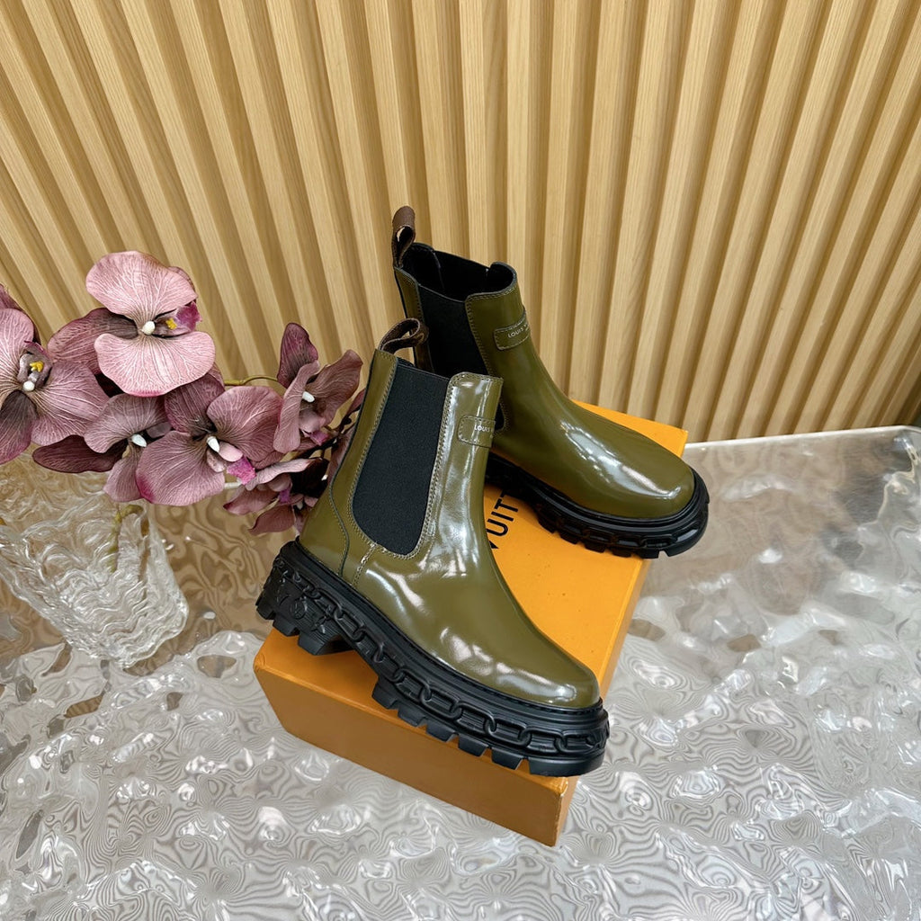 LOUIS VUITTON BOTTINE LV BEAUBOURG IN ARMY GREEN GLOSSY CALFSKIN