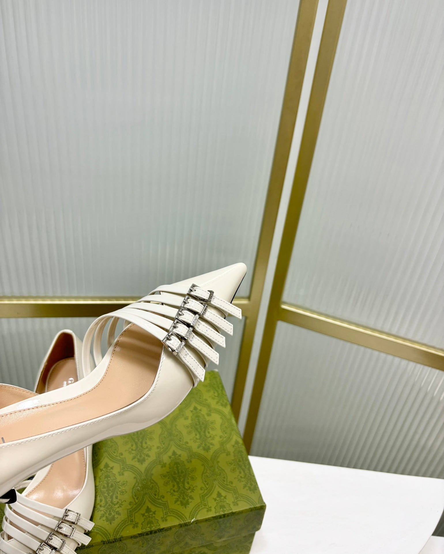 GUCCI HIGH PUMP 6 CM IN WHITE CALFSKIN