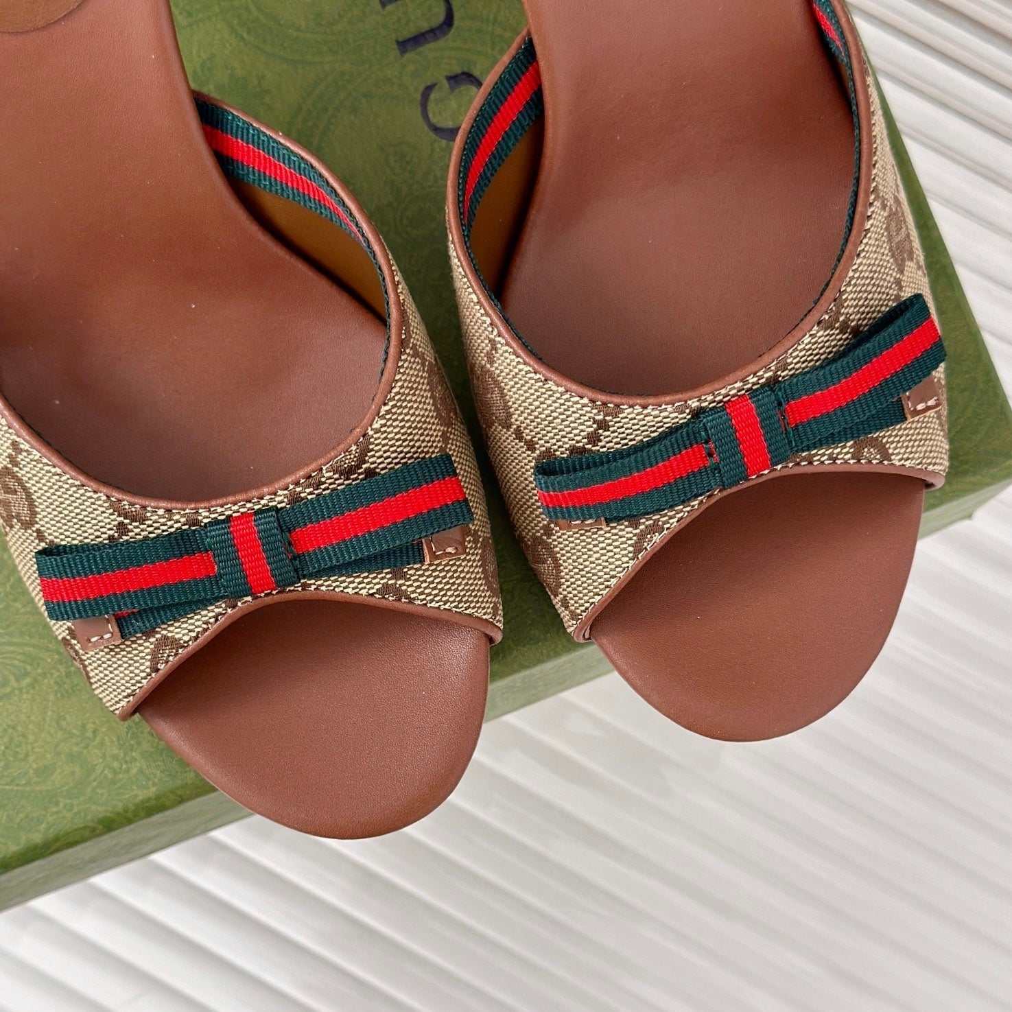GUCCI Vintage High Heel Slippers Brown