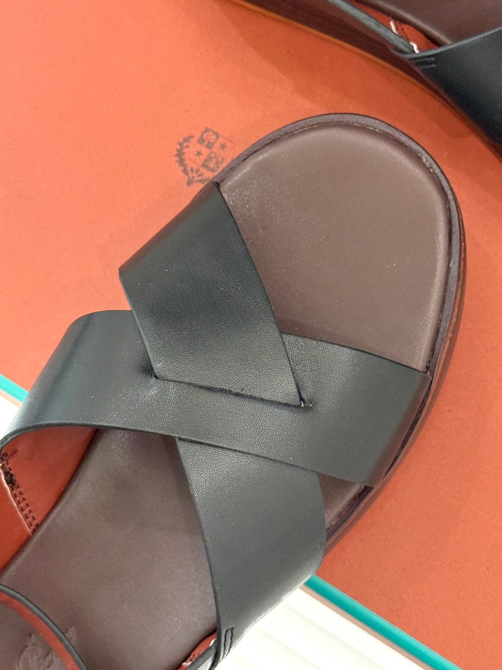 SANDALS THICK SOLE CROSS STRAP IN BLACK AND BROWN CALFSKIN