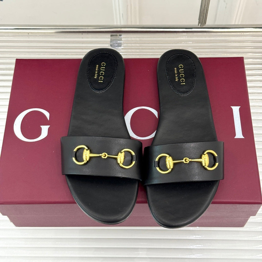 GUCCI SLIDE SANDALS IN BLACK CALFSKIN WITH GOLD HARDWARE