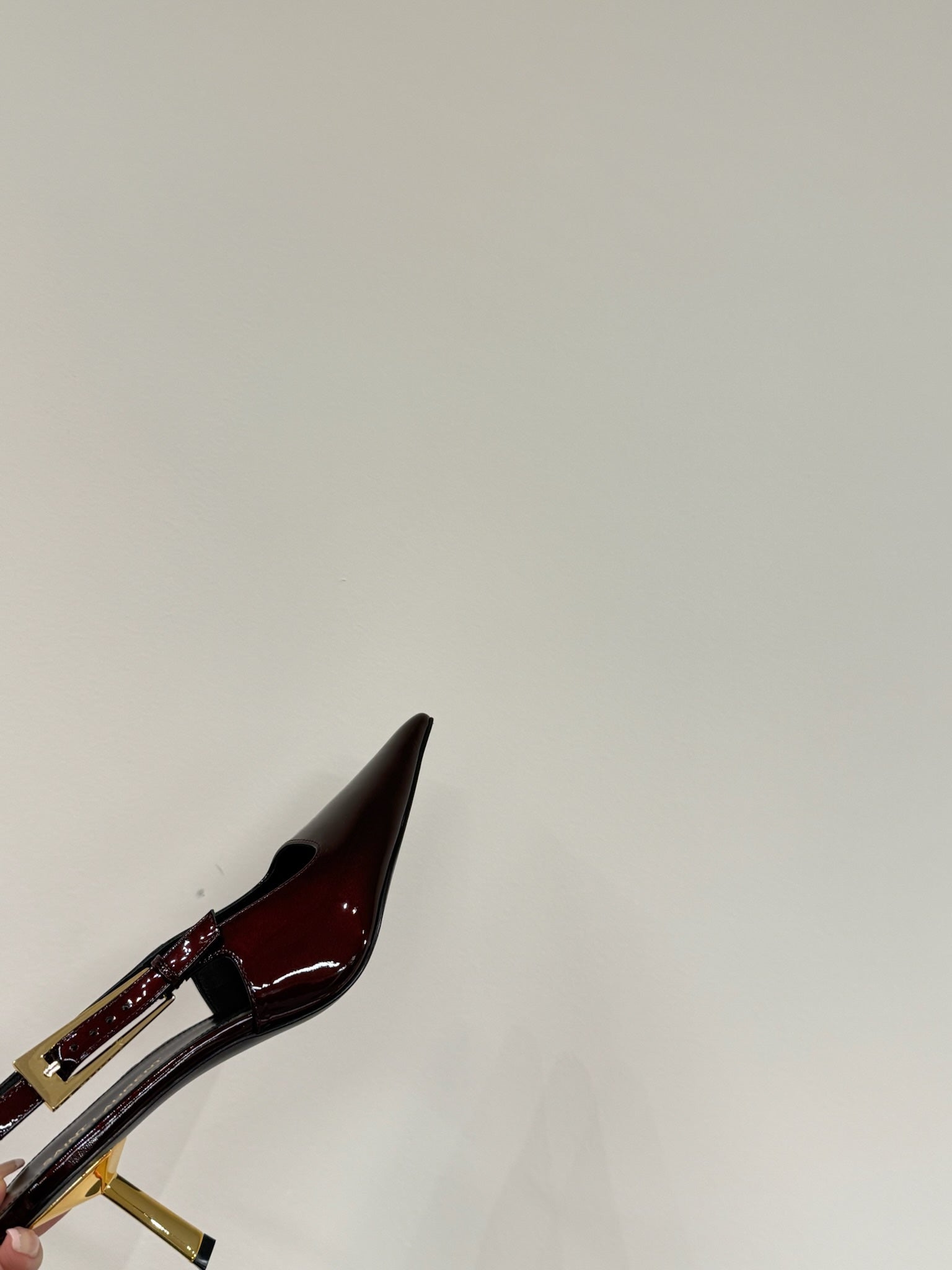 LOUIS VUITTON LEE SLINGBACK PUMPS 75 MM IN BURGUNDY RED PATENT CALFSKIN