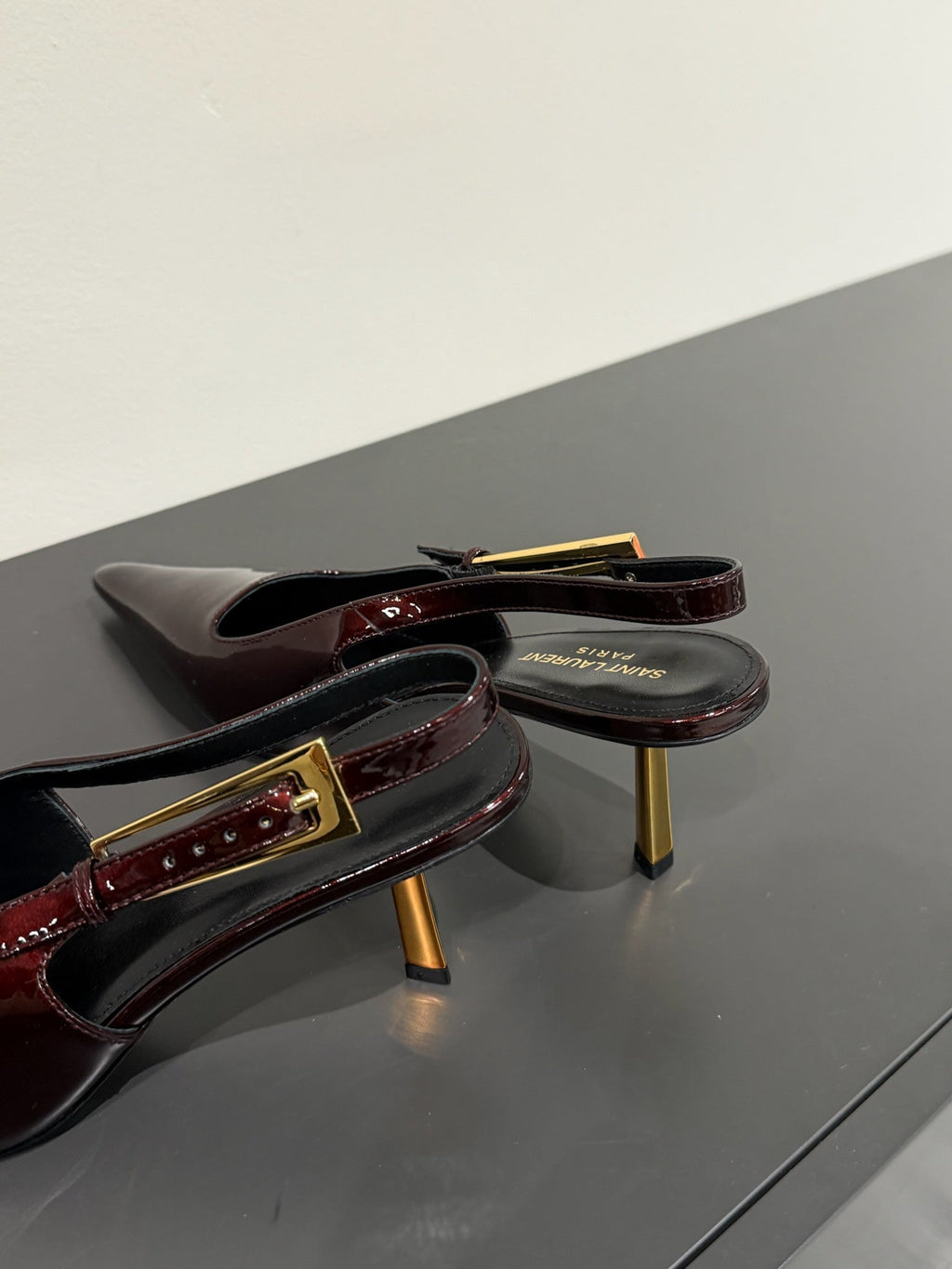 LOUIS VUITTON LEE SLINGBACK PUMPS 75 MM IN BURGUNDY RED PATENT CALFSKIN