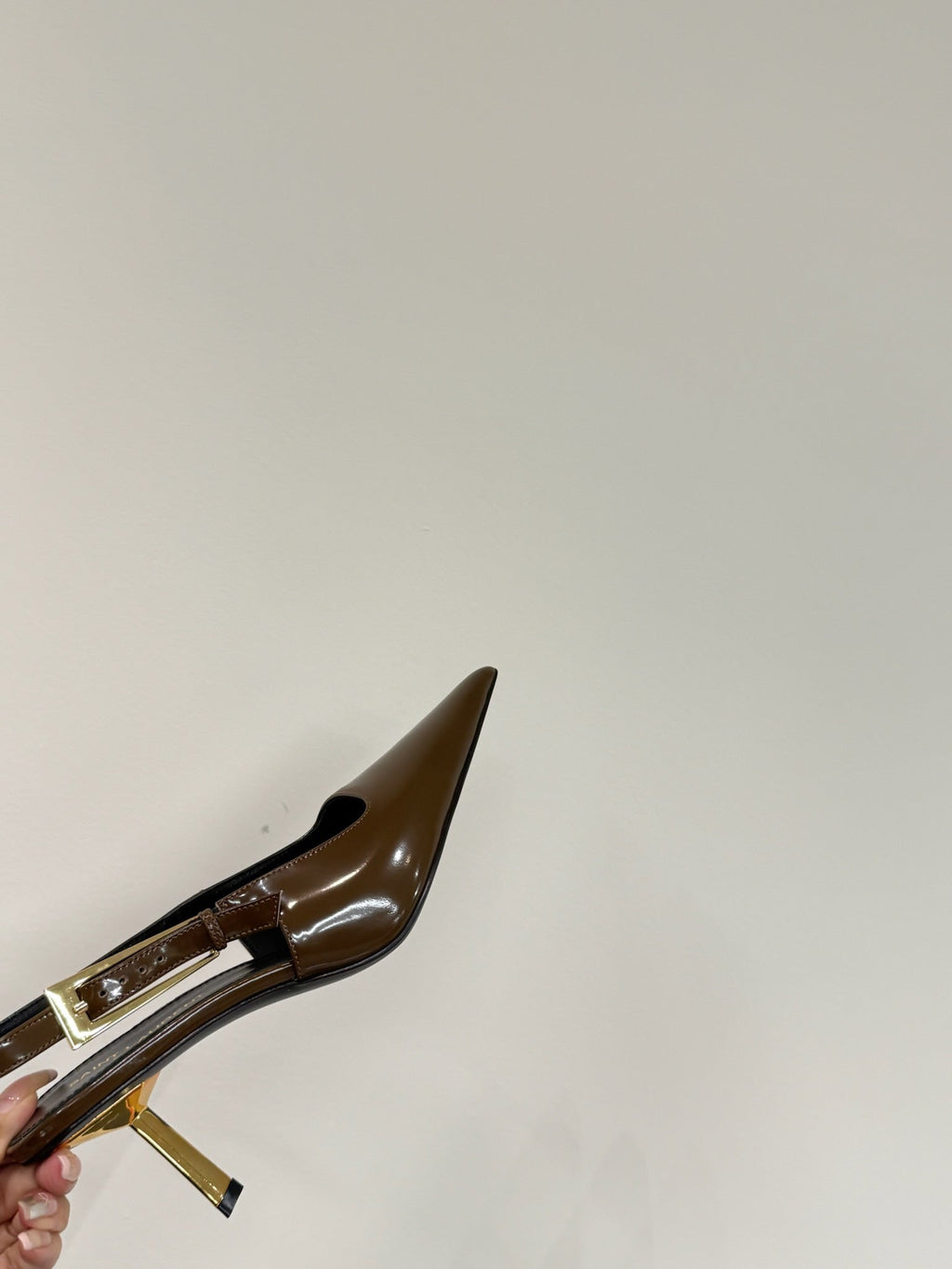LOUIS VUITTON LEE SLINGBACK PUMPS 75 MM IN COFFEE BROWN PATENT CALFSKIN