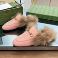 GUCCI HORSEBIT MULE IN LIGHT PINK CALFSKIN AND LAMB WOOL LINING
