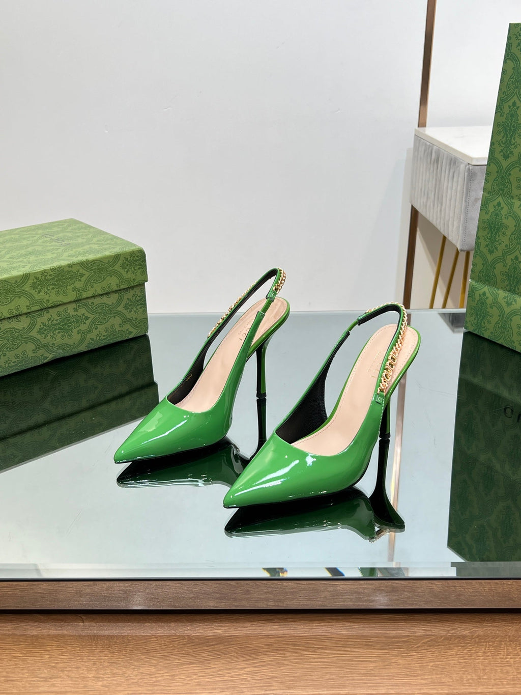 GUCCI SIGNORIA SLINGBACK PUMP GREEN LAMBSKIN