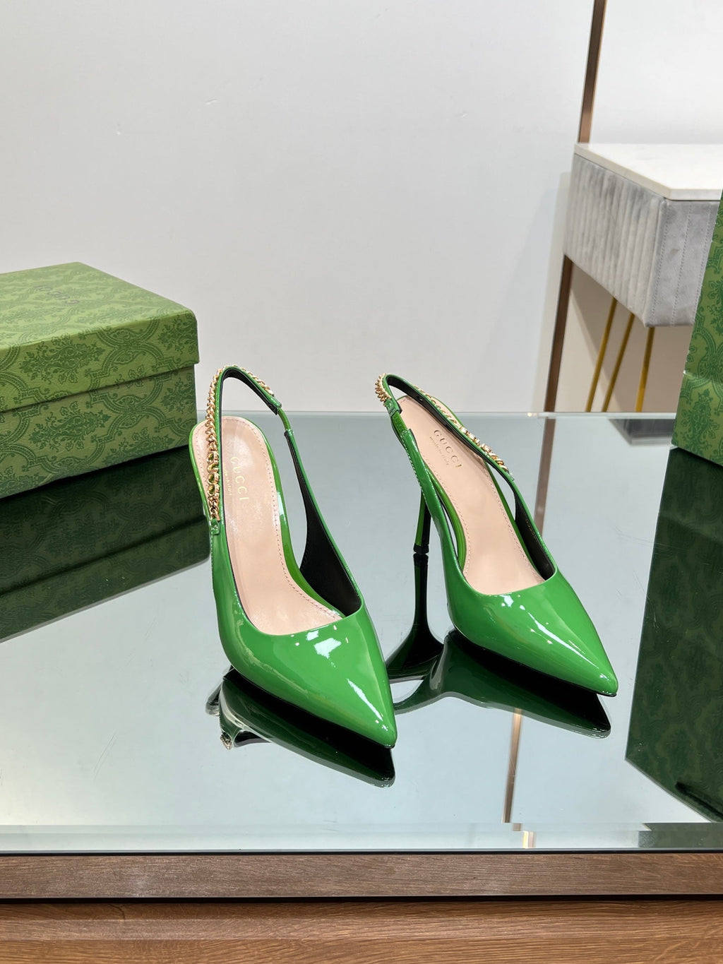 GUCCI SIGNORIA SLINGBACK PUMP GREEN LAMBSKIN