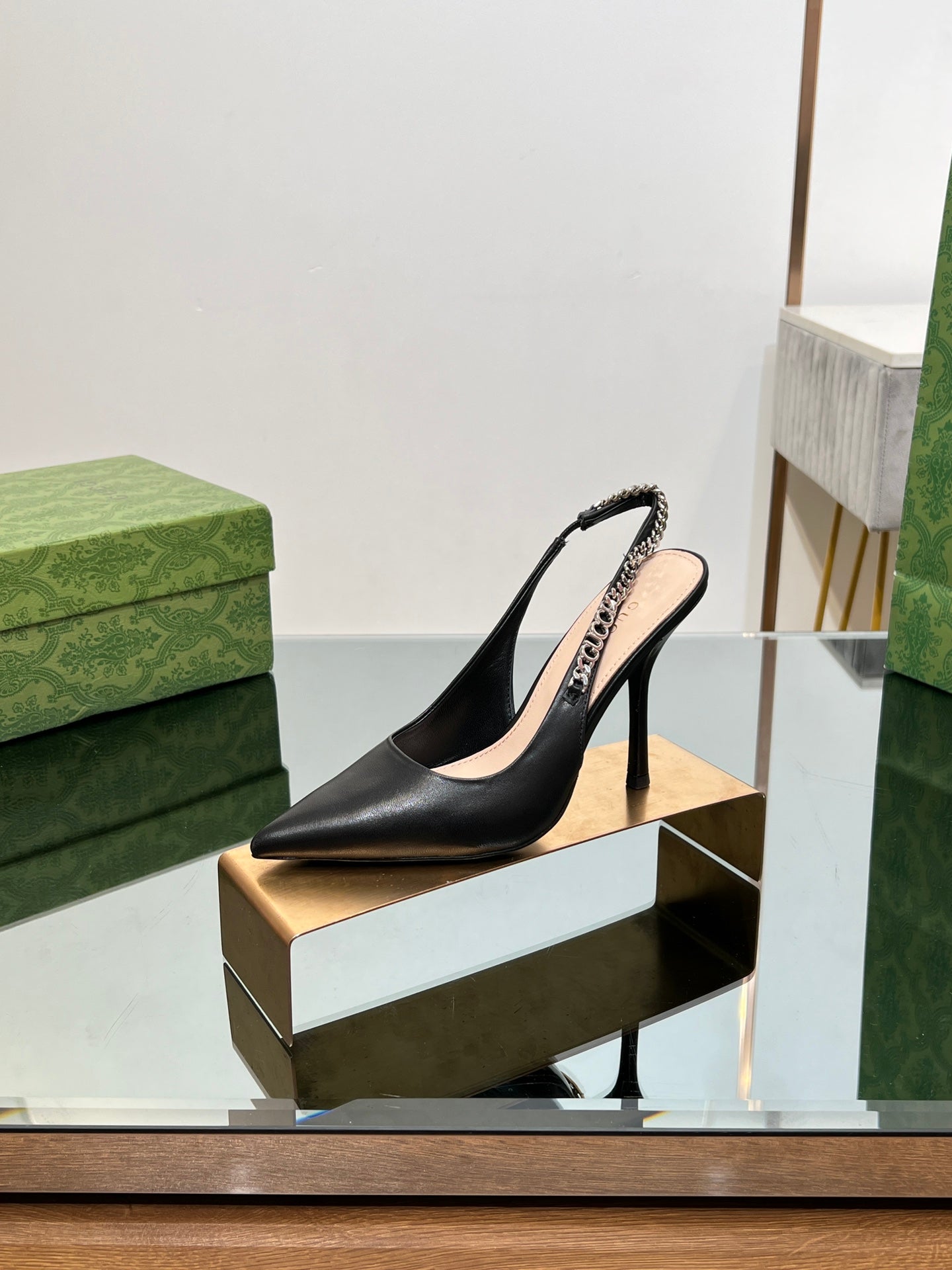 GUCCI SIGNORIA SLINGBACK PUMP BLACK LAMBSKIN