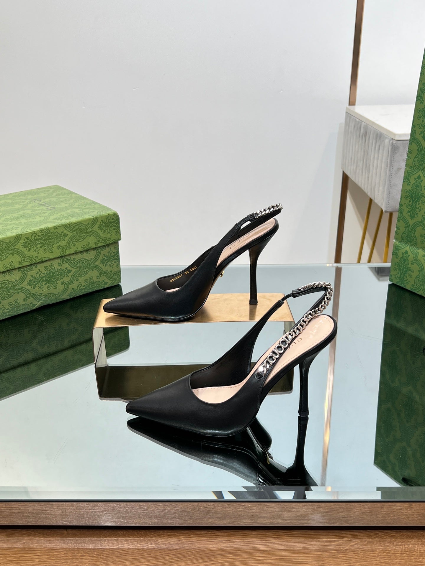 GUCCI SIGNORIA SLINGBACK PUMP BLACK LAMBSKIN