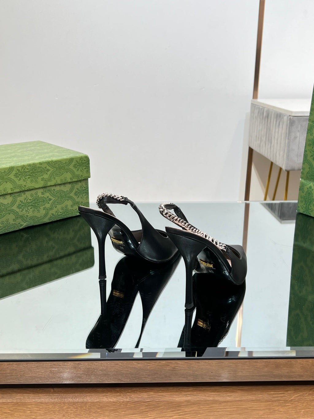 GUCCI SIGNORIA SLINGBACK PUMP BLACK LAMBSKIN