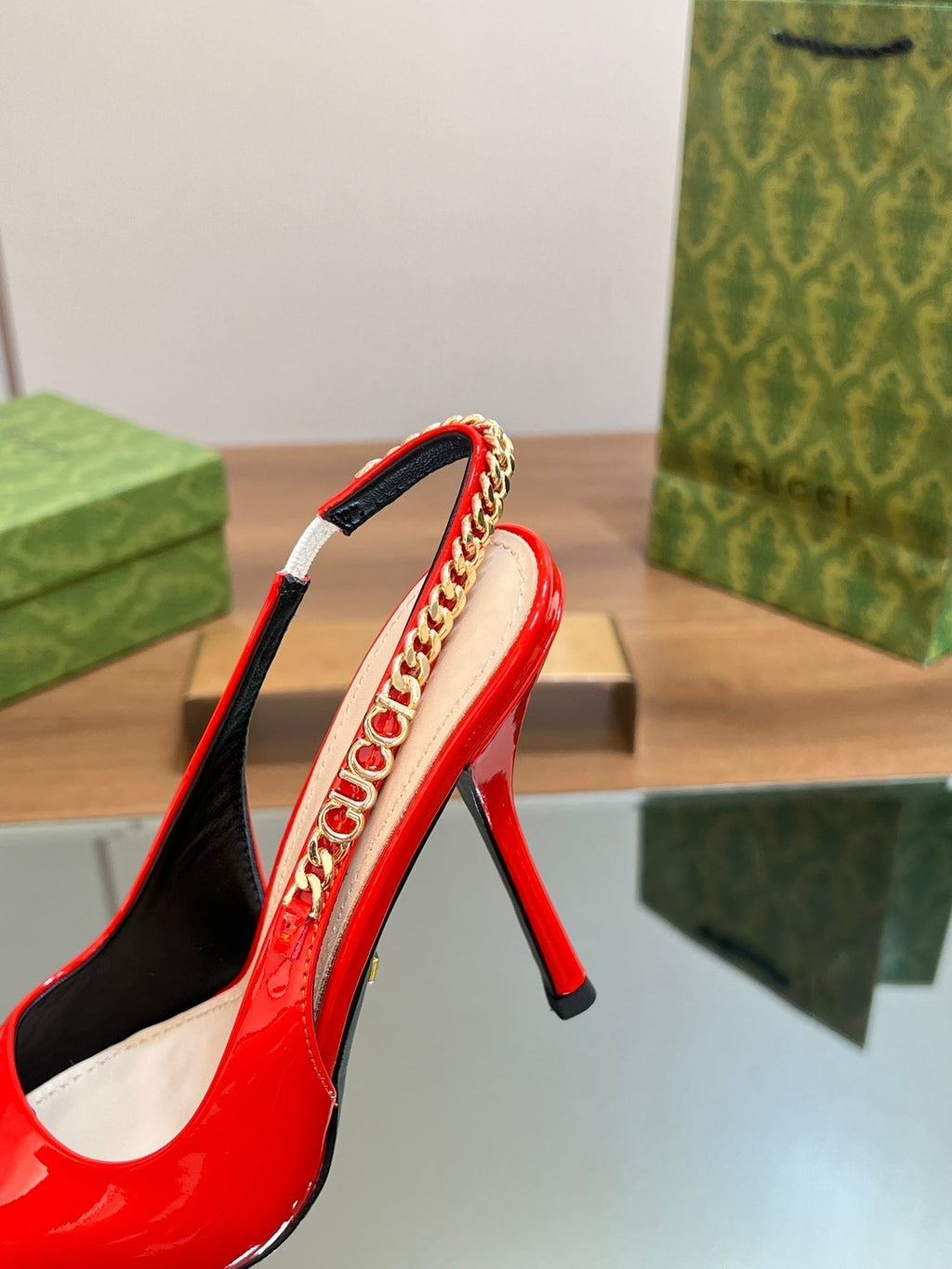 GUCCI SIGNORIA SLINGBACK PUMP CANDY LAMBSKIN