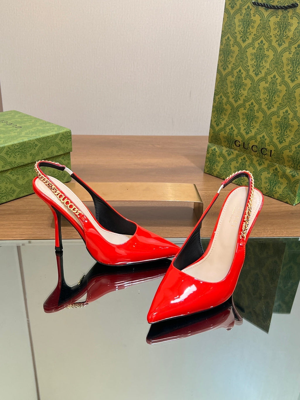 GUCCI SIGNORIA SLINGBACK PUMP CANDY LAMBSKIN