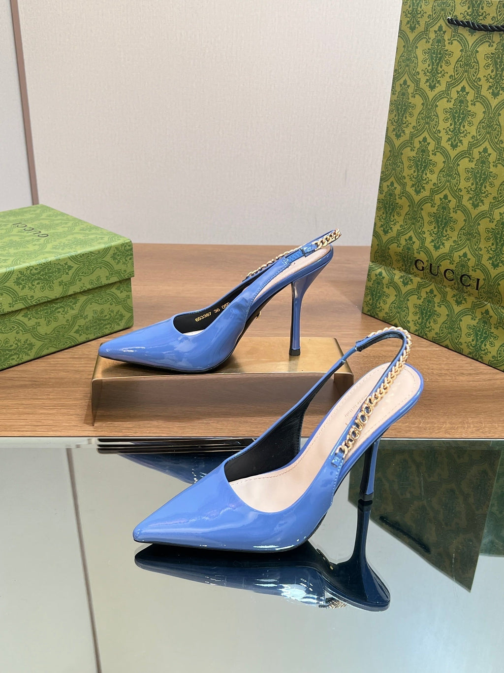 GUCCI SIGNORIA SLINGBACK PUMP SAPPHIRE LAMBSKIN