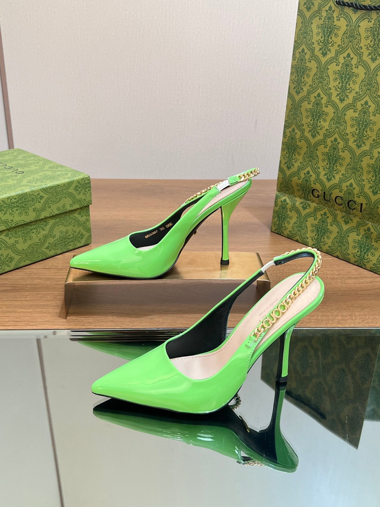 GUCCI SIGNORIA SLINGBACK PUMP SHAMROCK LAMBSKIN