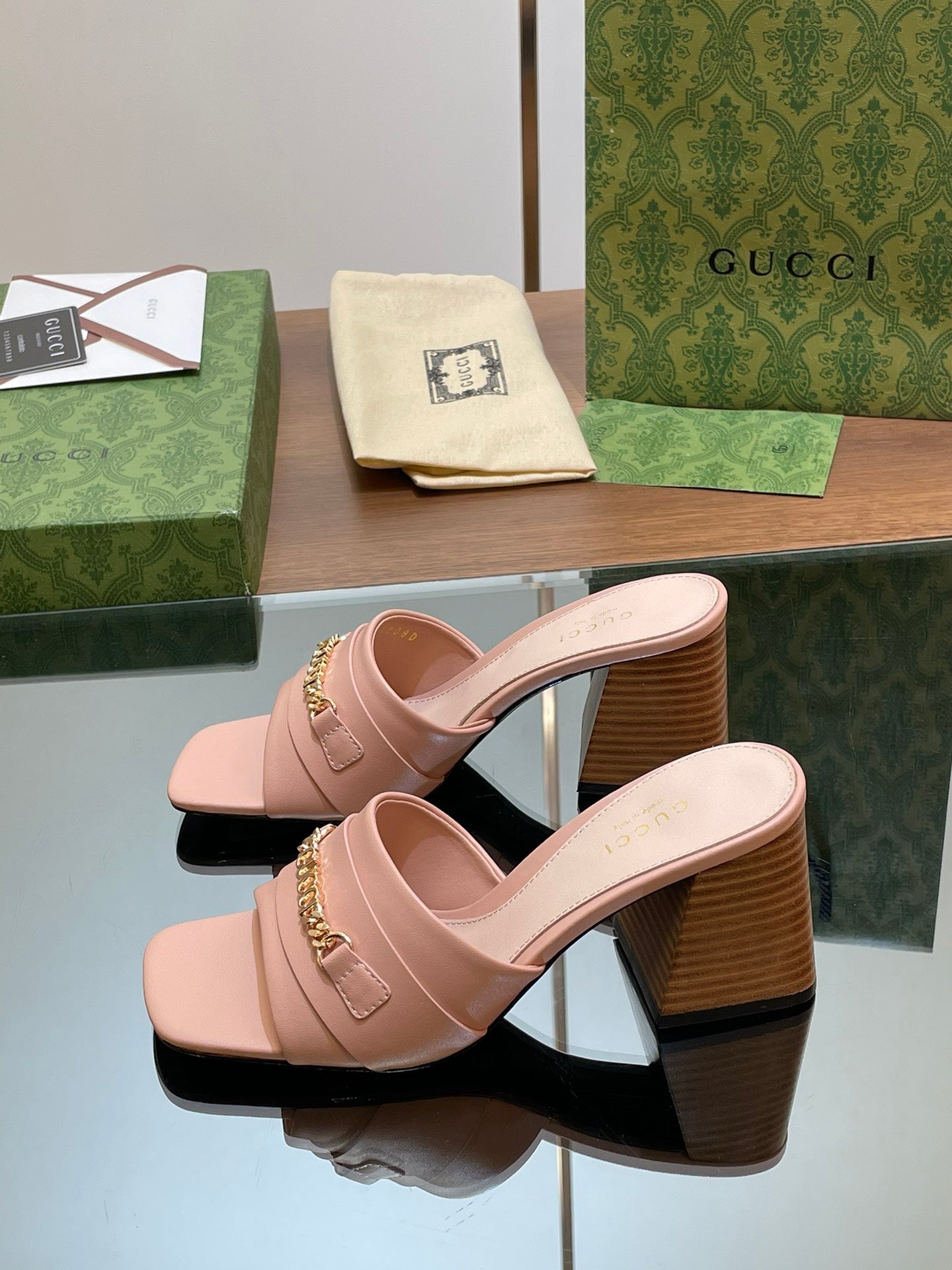 GUCCI SIGNORIA SLIDE SANDAL PASTEL PINK DENIM