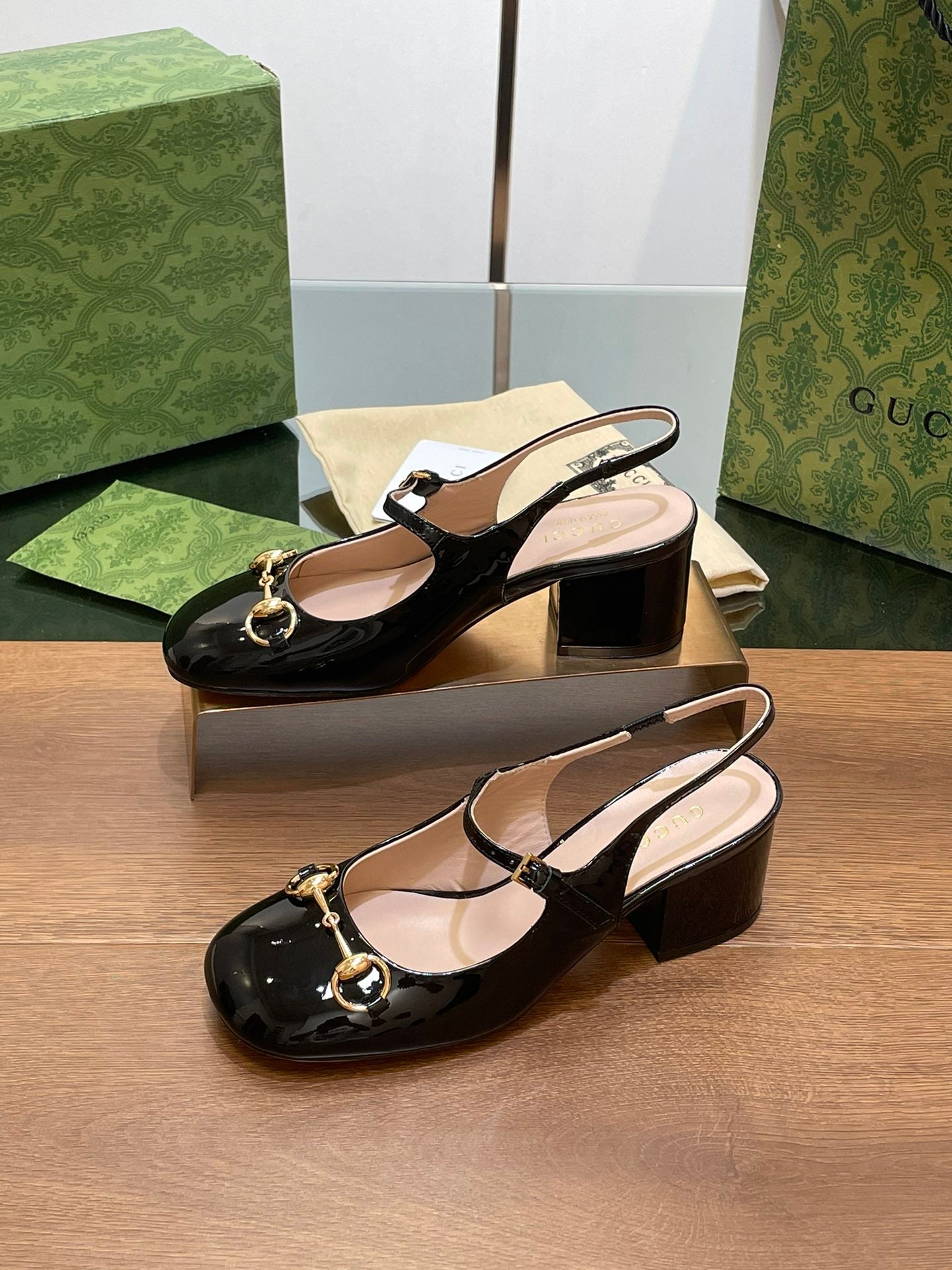 GUCCI HORSEBIT PUMP BLACK GLOSSY LAMBSKIN