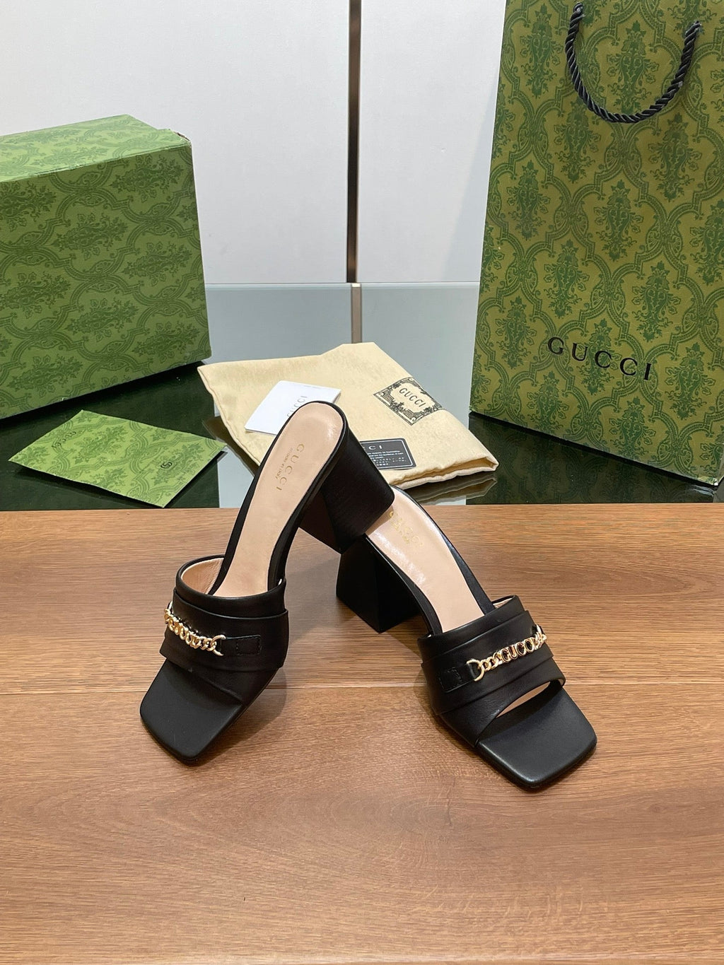 GUCCI SIGNORIA SLIDE SANDAL BLACK DENIM