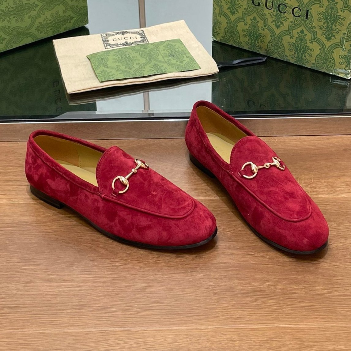 GUCCI HORSEBIT LOAFER IN CHERRY RED SUEDE WITH GOLD HARDWARE