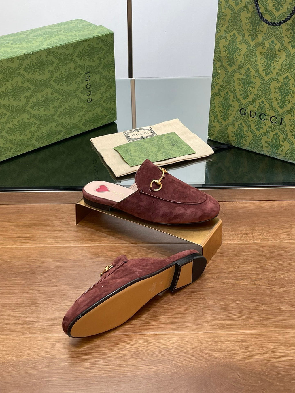 GUCCI HORSEBIT MULE IN UMBER BROWN SUEDE WITH GOLD HARDWARE