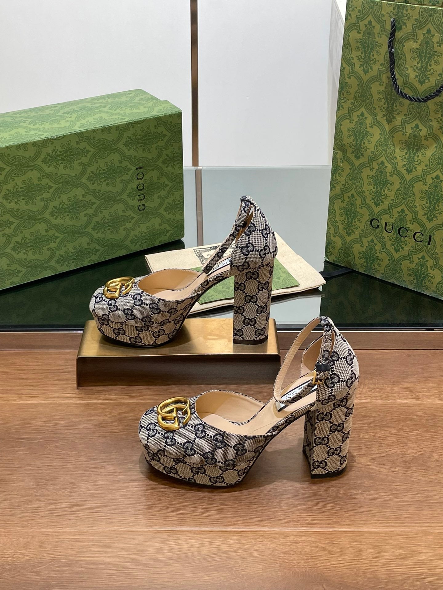 GUCCI HIGH SANDAL 11.5 CM IN BLACK MIX BEIGE MONOGRAM JACQUARD FABRIC