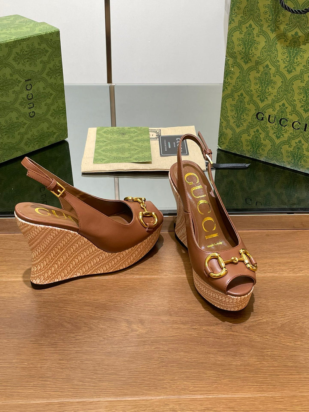 GUCCI WEDGE PLATFORM IN CHOCOLATE BROWN CALFSKIN WITH GOLD HARDWARE