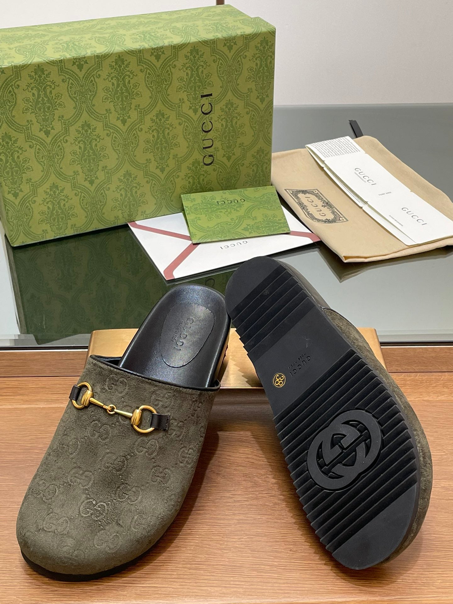 GUCCI HORSEBIT MULE IN KHAKI GREEN EMBOSSED SUEDE AND SHEEPSKIN LINING