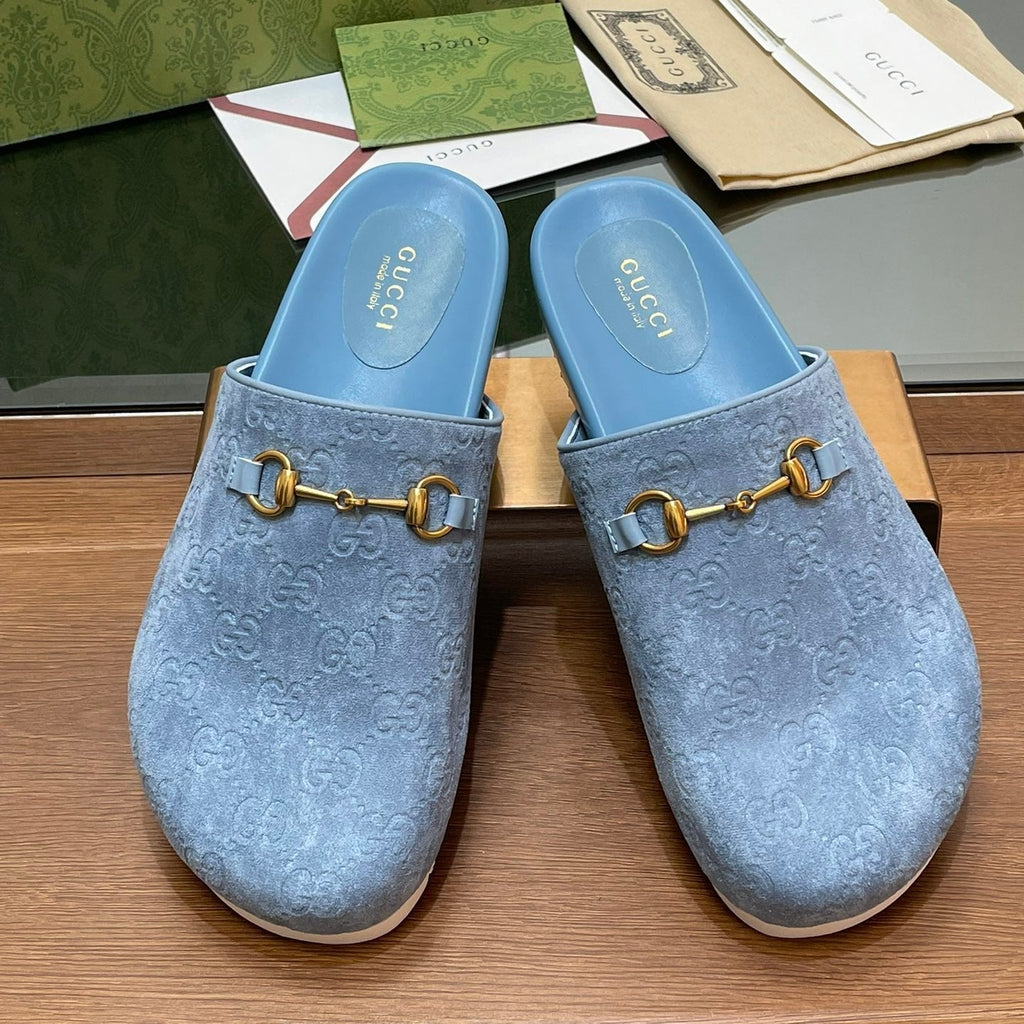 GUCCI HORSEBIT MULE IN LIGHT BLUE EMBOSSED SUEDE AND SHEEPSKIN LINING