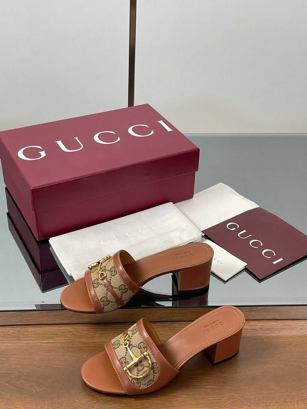GUCCI HIGH HEEL MULE 5.5 CM IN BROWN CALFSKIN MIX FABRIC AND GOLD HARDWARE