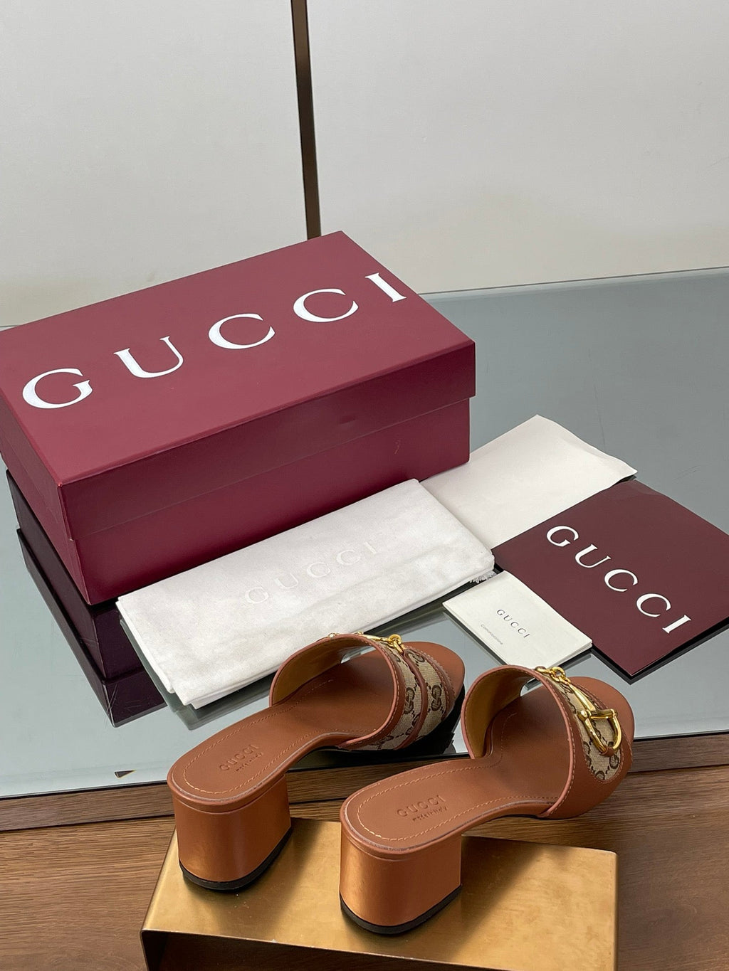 GUCCI HIGH HEEL MULE 5.5 CM IN BROWN CALFSKIN MIX FABRIC AND GOLD HARDWARE