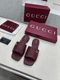 GUCCI CASUAL SLIPPERS IN BURGUNDY RED CALFSKIN LOGO EMBOSSING