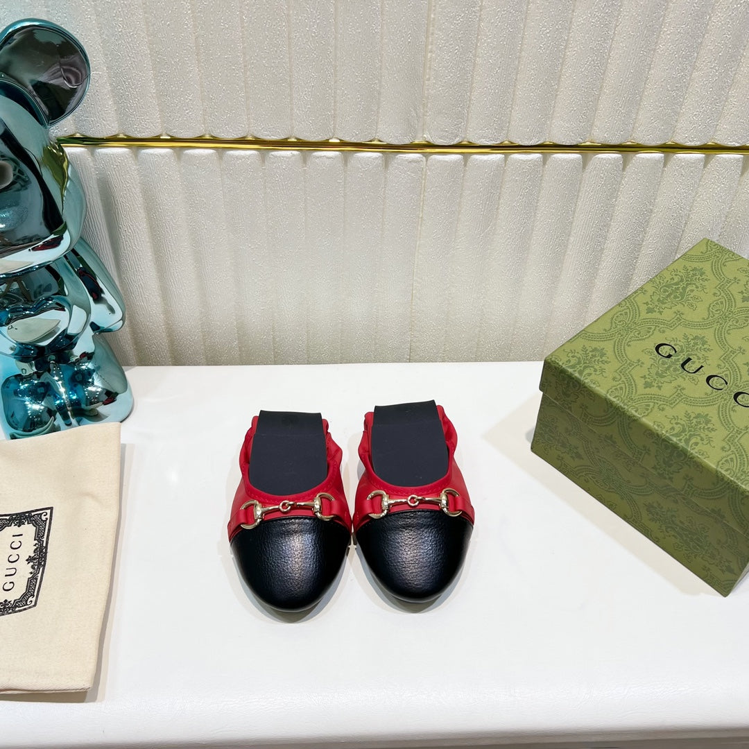 GUCCI BALLET SUPER SLIM BUCKLE BLACK AND CRIMSON LAMBSKIN