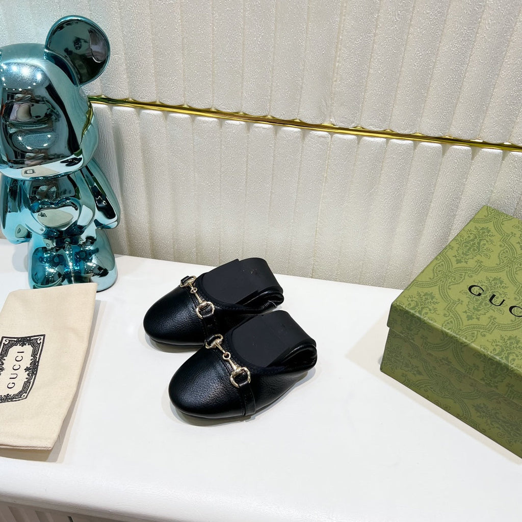 GUCCI BALLET SUPER SLIM BUCKLE BLACK LAMBSKIN