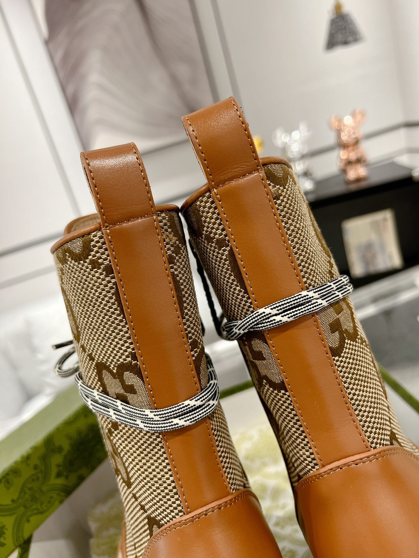 GUCCI LACE-UP SHORT BOOTS IN CINNAMON BROWN CANVAS MIX CALFSKIN