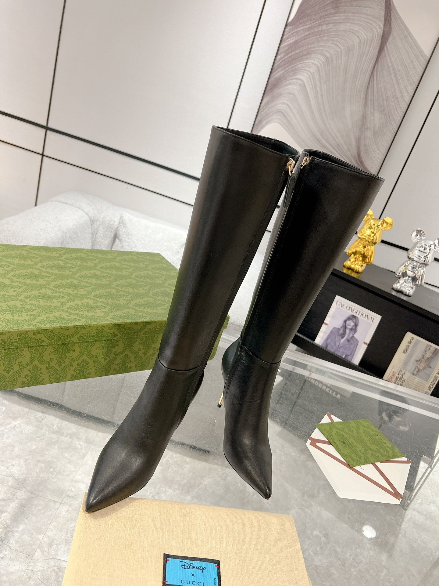 GUCCI KNEE BOOTS IN BLACK CALFSKIN WITH GOLD PLATED HEEL