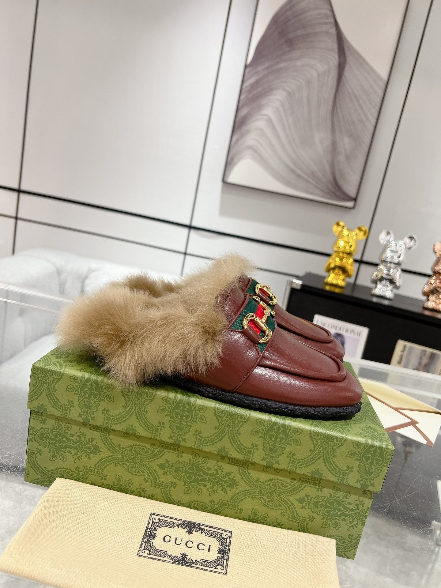GUCCI HORSEBIT MULE WITH WEB IN WINE RED CALFSKIN MIX MINK FUR