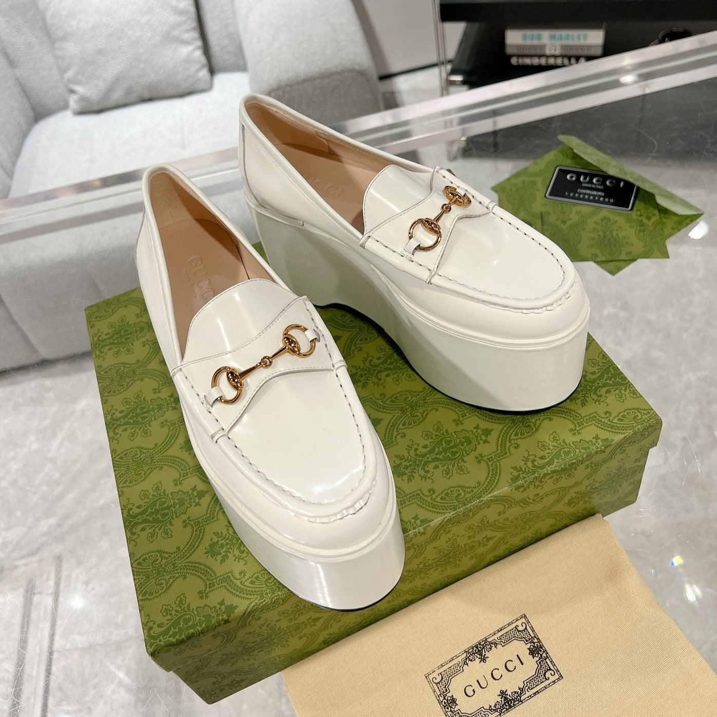 GUCCI HORSEBIT PLATFORM LOAFER WHITE CALFSKIN