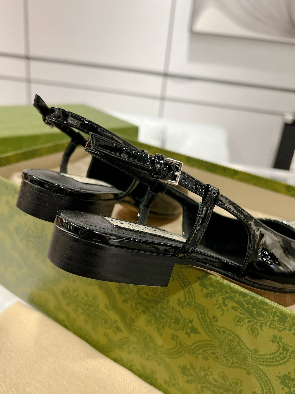 GUCCI CRYSTALS SLINGBACK BALLET BLACK CALFSKIN