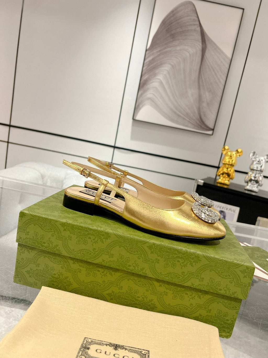 GUCCI METALIC SLINGBACK FLATS IN GOLD CALFSKIN