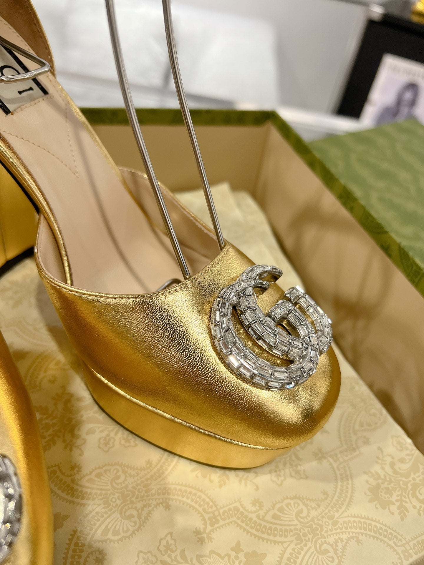 GUCCI HIGH SANDAL SQUARE HEEL 12 CM IN GOLD CALFSKIN
