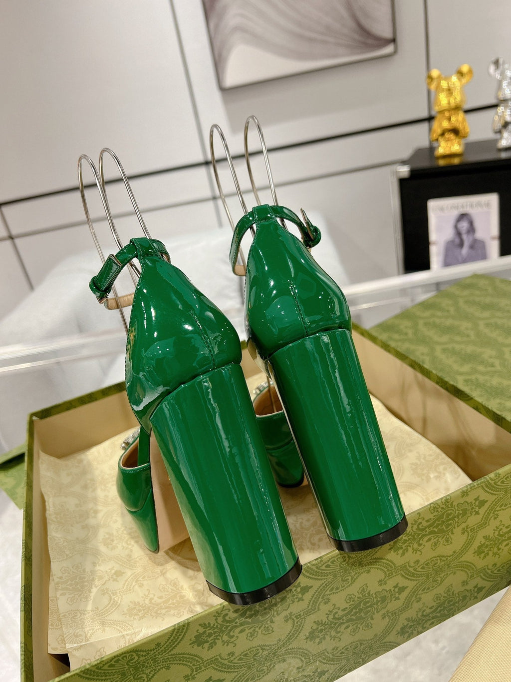 GUCCI CRYSTALS PLATFORM PUMPS JADE GREEN CALFSKIN