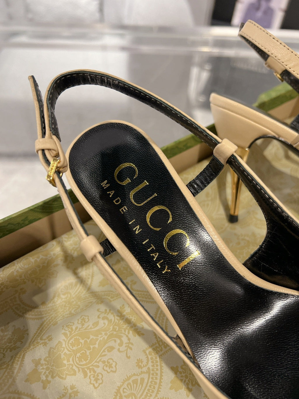 GUCCI SLINGBACK HIGH HEEL PUMP CREAM CALFSKIN